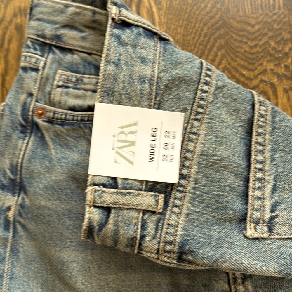 Zara high rise full jeans NEW